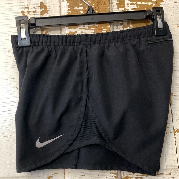 ☀️ Nike Black Dri-Fit Athletic Shorts - Picture 10 of 10